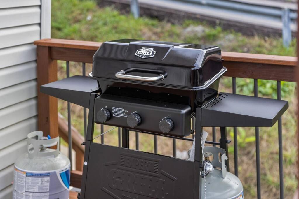 Holiday home Skyline - Outside Decks - Contemporary Pittsburgh
